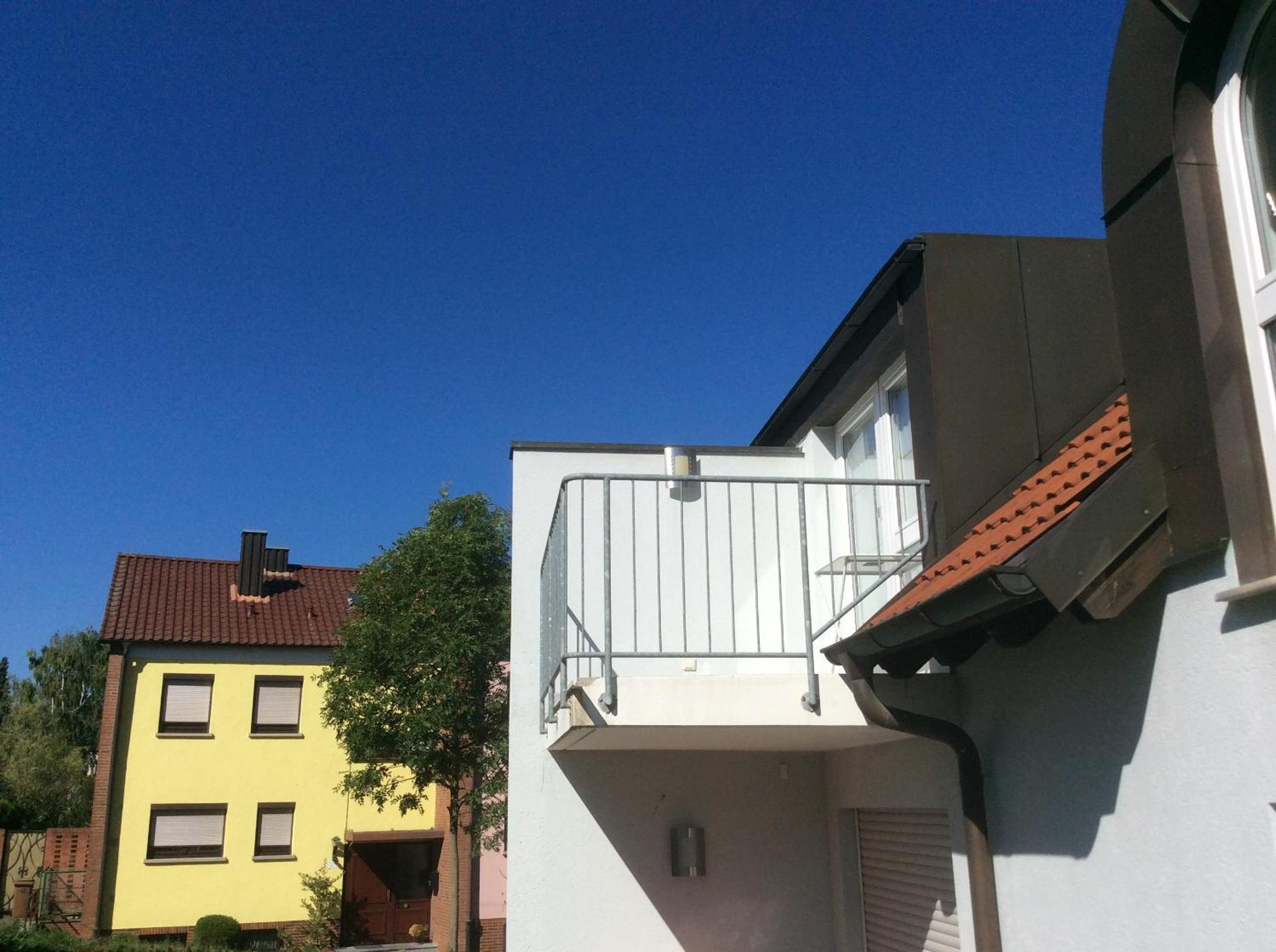 Studio Ochsenfurt Mit Sonnigem Balkon Exterior photo